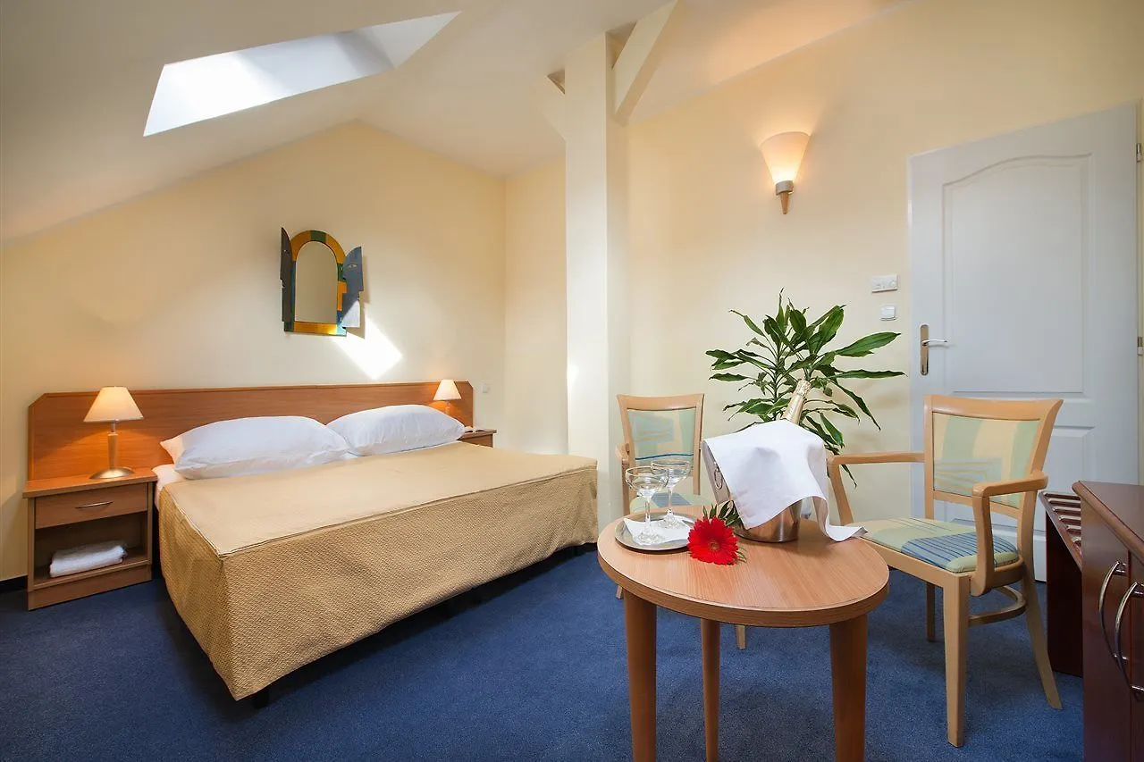 Ea Hotel Tosca Prague