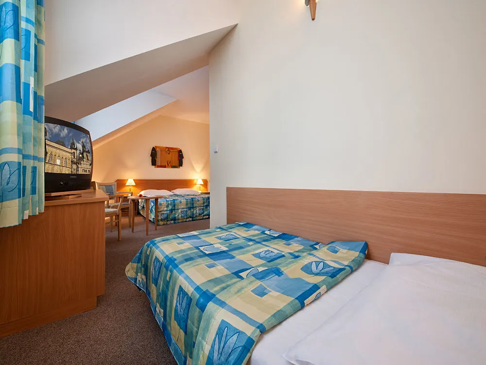 Ea Hotel Tosca Prague 3*,
