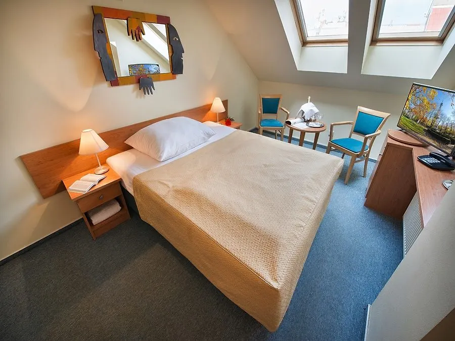 Ea Hotel Tosca Prague