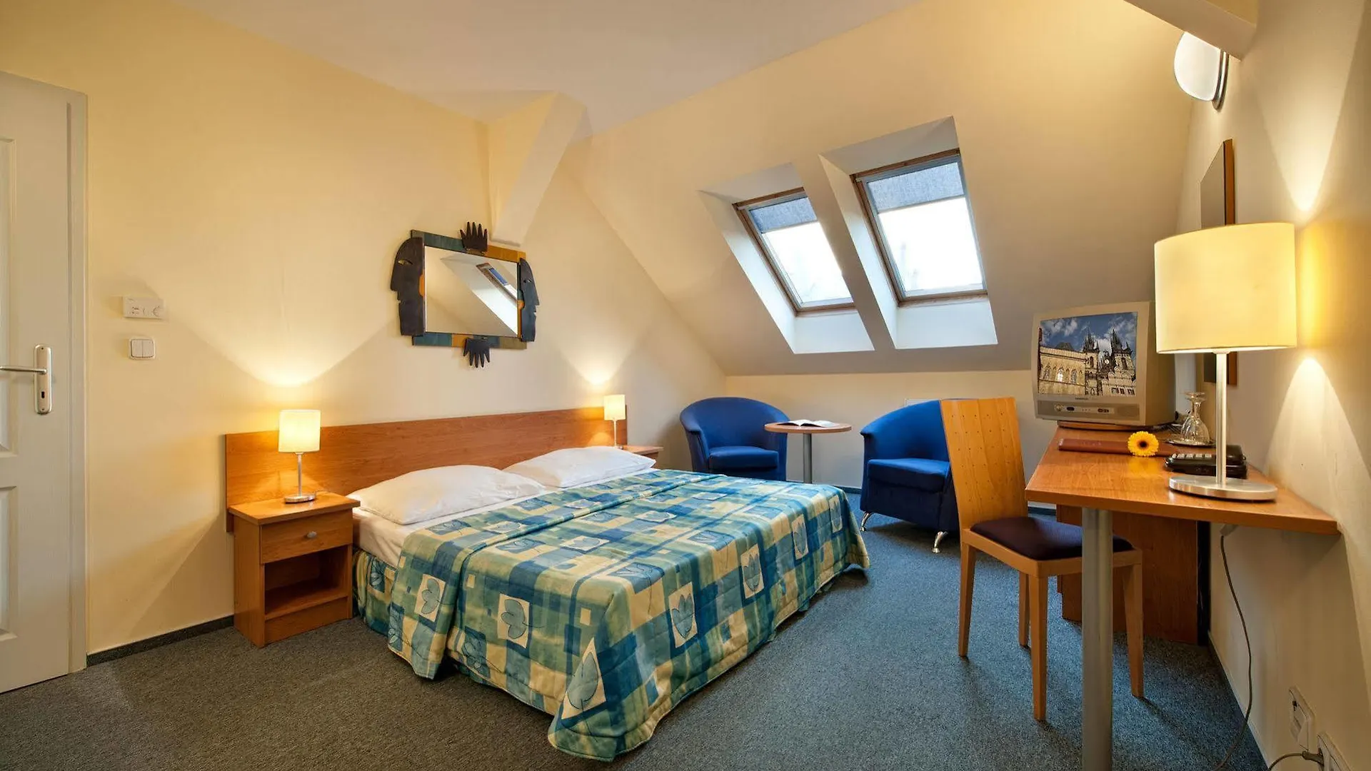 Ea Hotel Tosca Prague 3*,