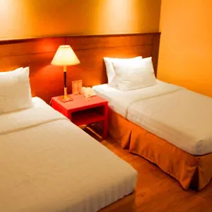 Palm Star Suites Hotel Subic