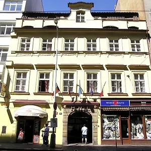Hotel U Dvou Zlatych Klicu, Prague