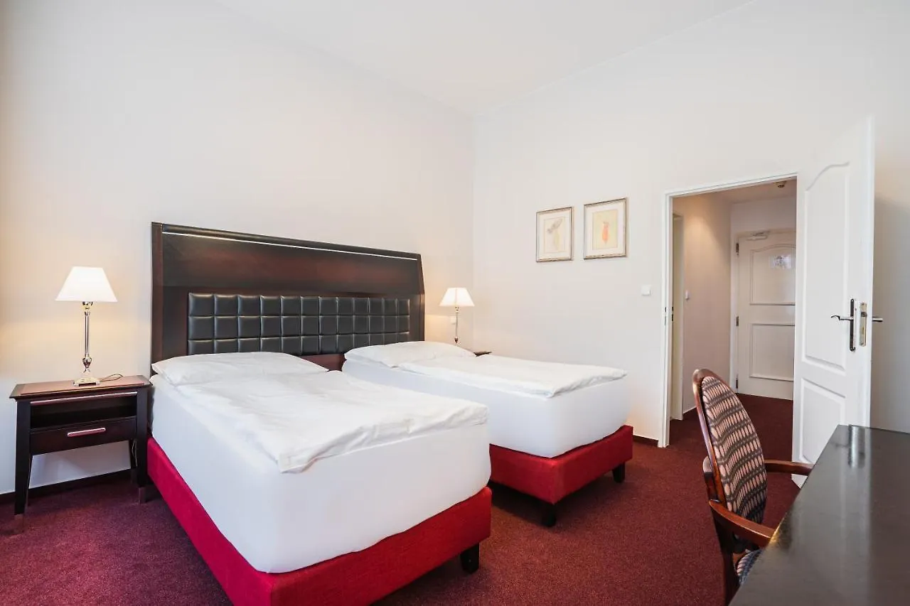 EA Hotel Tosca Praga Repubblica Ceca