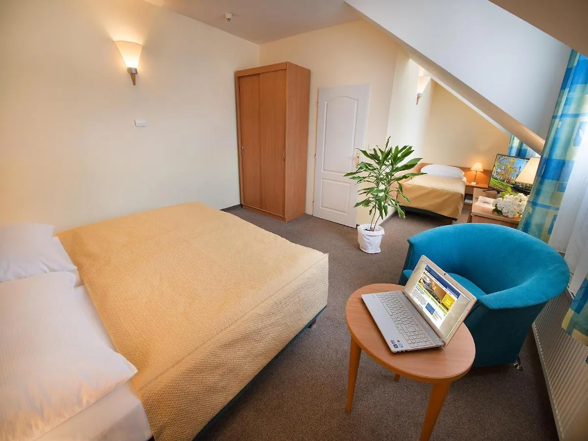 Ea Hotel Tosca Prague
